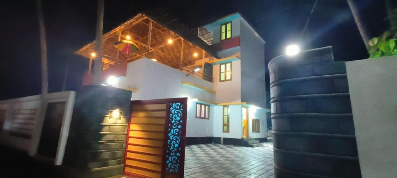 ורקלה Madhav Mansion Beach Resort מראה חיצוני תמונה